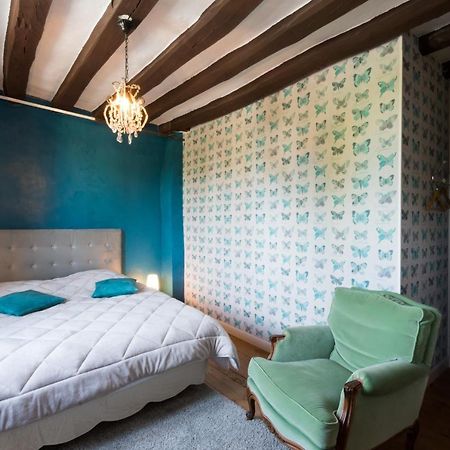 L'ancien prieuré Bed and Breakfast Saint-Jean-de-la-Motte Esterno foto