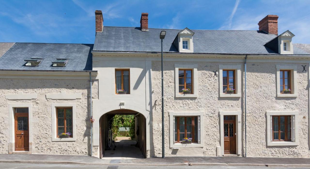 L'ancien prieuré Bed and Breakfast Saint-Jean-de-la-Motte Esterno foto