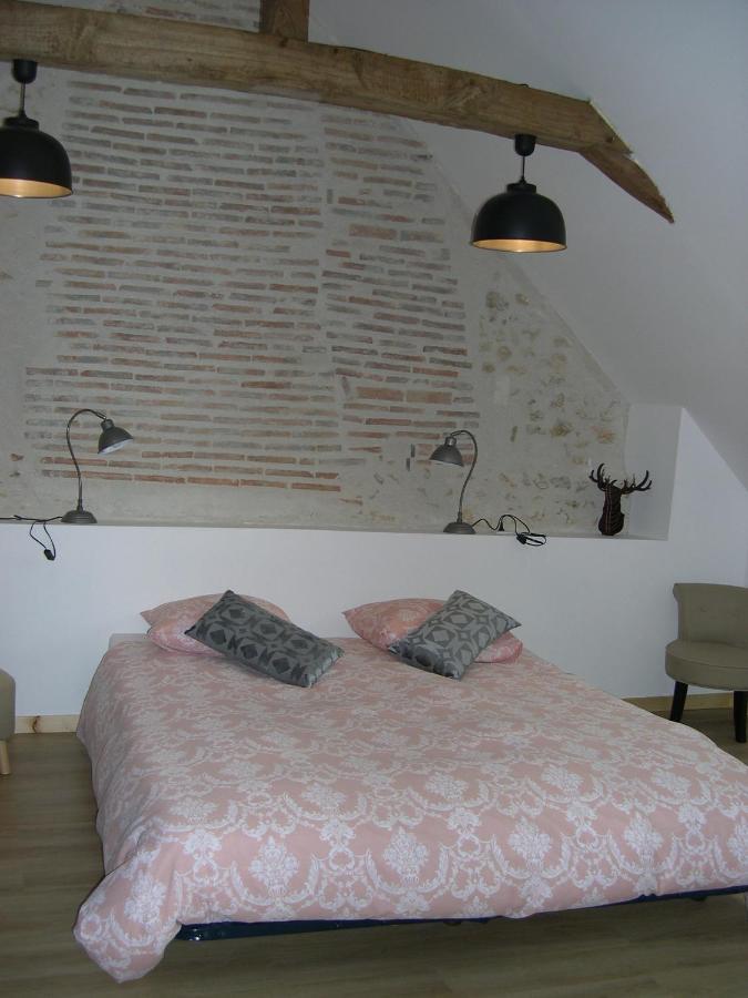 L'ancien prieuré Bed and Breakfast Saint-Jean-de-la-Motte Esterno foto