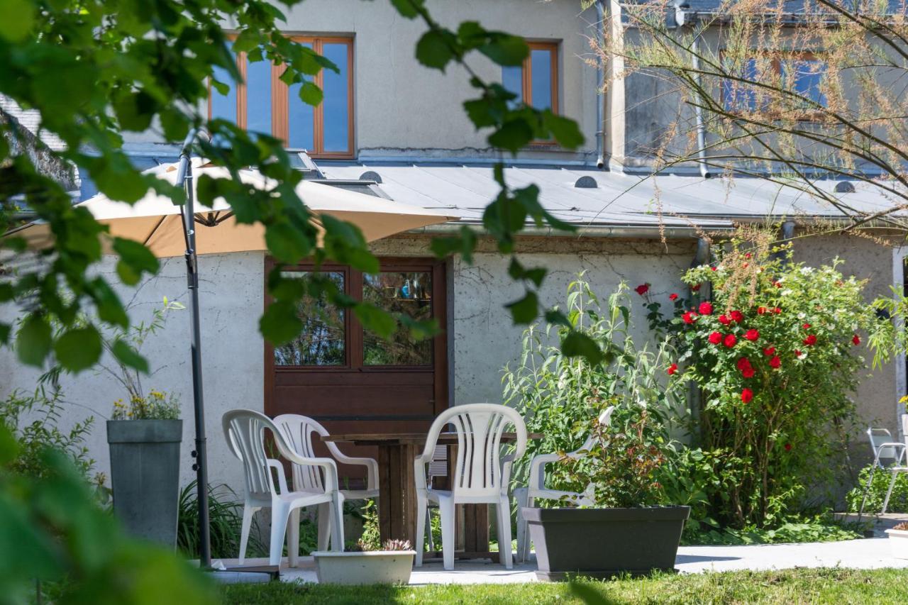 L'ancien prieuré Bed and Breakfast Saint-Jean-de-la-Motte Esterno foto